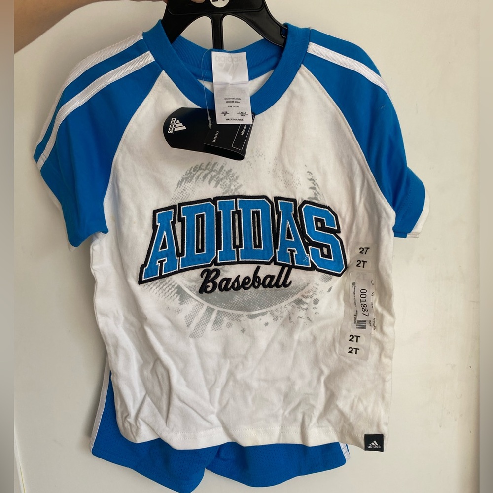 Adidas boys set